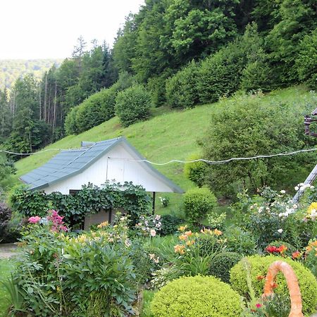 Котедж "Красний Краєвид" Yaremche Exterior foto