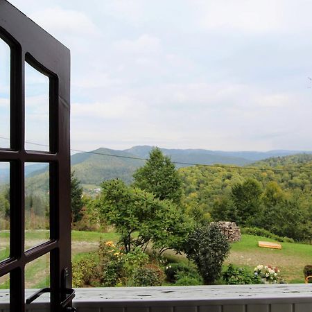 Котедж "Красний Краєвид" Yaremche Exterior foto