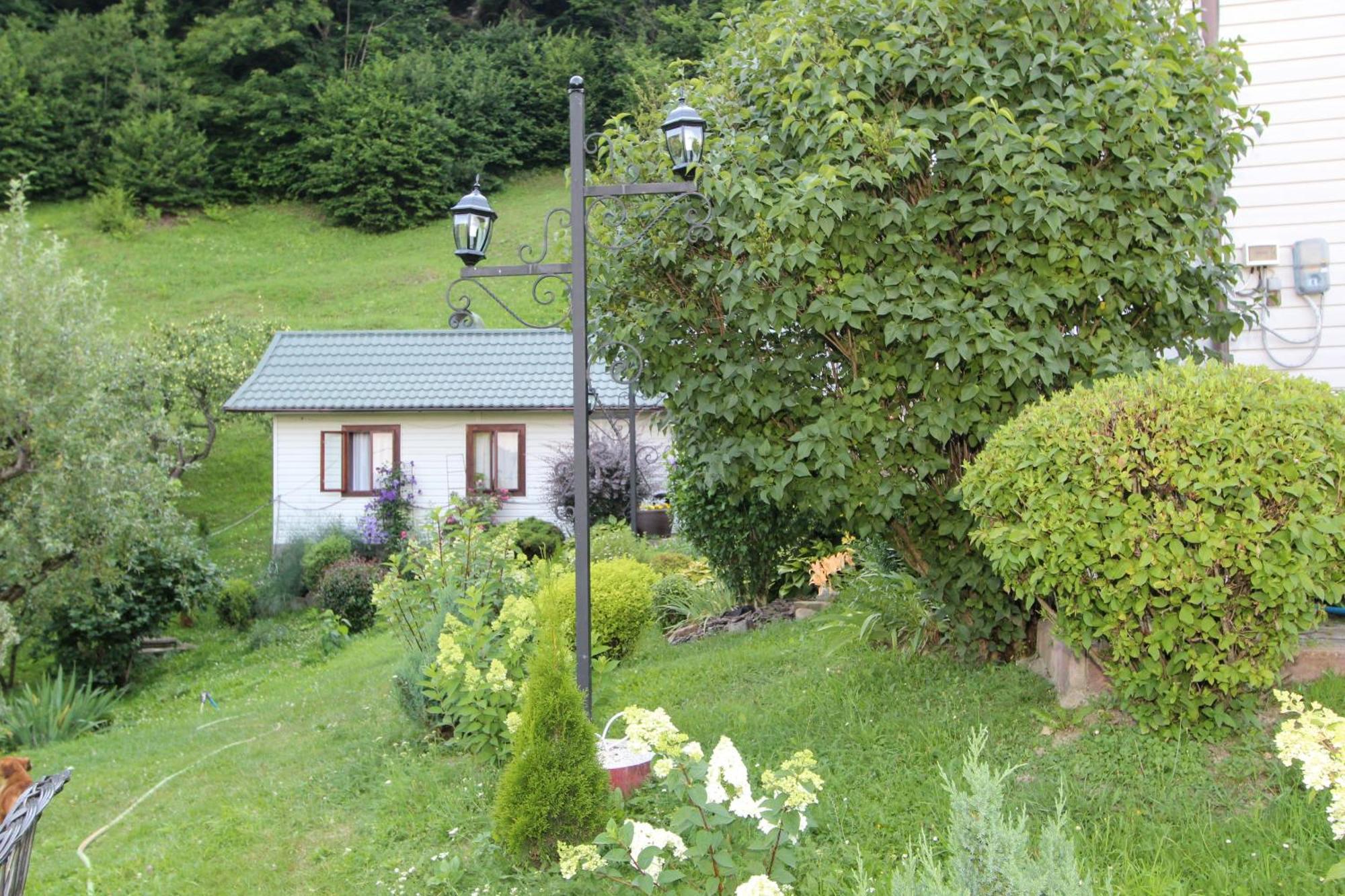 Котедж "Красний Краєвид" Yaremche Exterior foto